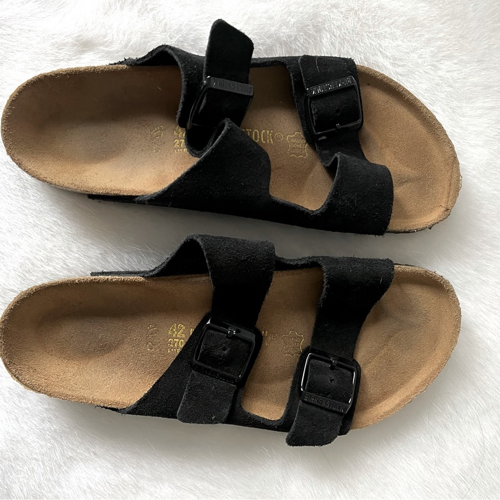 Men’s black suede Birkenstock Arizona sandals fits size 9 - 9 1/2